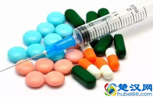 淋巴瘤即是淋巴癌！身体出现这3个症状，是淋巴瘤早期信号