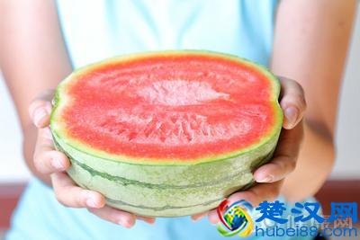 来例假不能吃的水果有哪些？掌握好饮食远离痛经