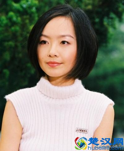 主持人陈鲁豫曾经也是一位胖女孩，如今却瘦成如此