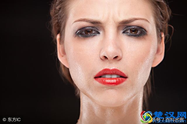 油性皮肤如何改善？皮肤科医生有4个建议！