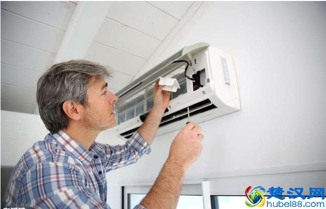 自己在家清理空调的实用小技巧，3分钟学会，快去清理吧！