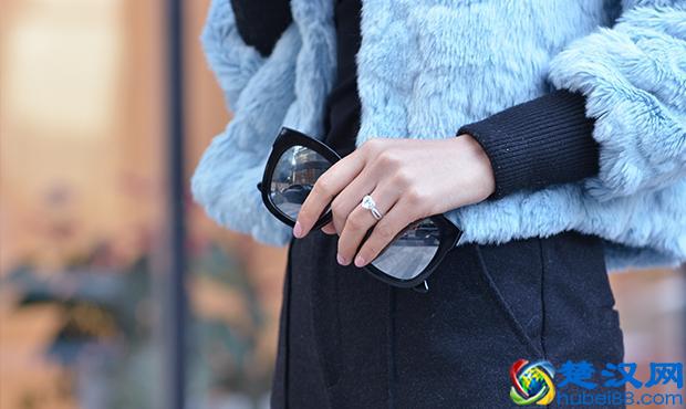 结婚戒指戴中指可以吗 结婚戒指有哪些戴法