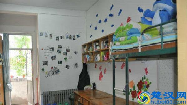 北京外国语大学宿舍条件