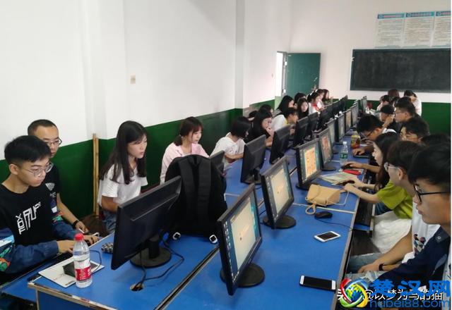 文科男生学这7个专业“有出息”！毕业不比理科生差！