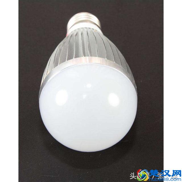 LED灯的优缺点是什么