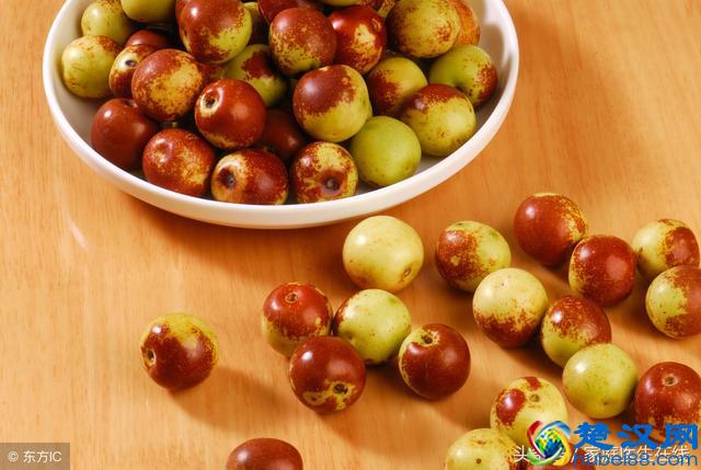 吃什么对皮肤好？经常吃这几种食物的人，能省下不少买护肤品的钱