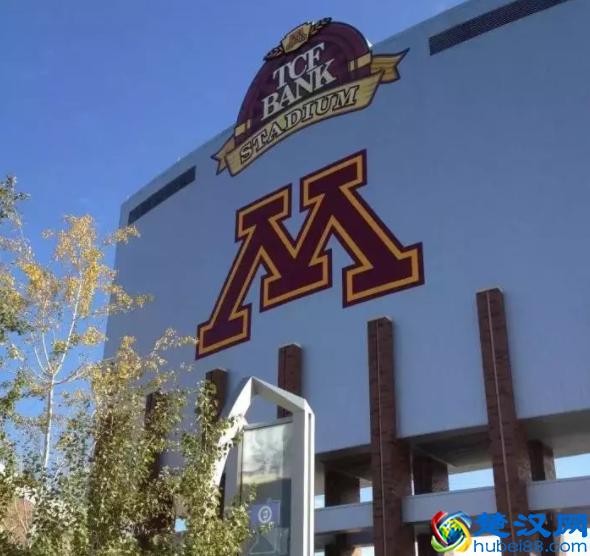 最近火了明尼苏达大学，是一所什么的美国大学？