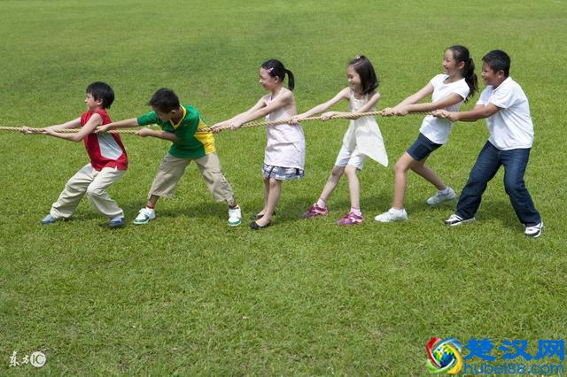 小孩应该从几岁开始学前教育，学前教育主要是做什么？