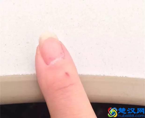 万能的凡士林，堪称护肤界的扛把子