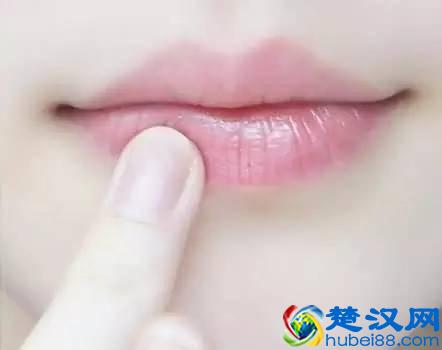 万能的凡士林，堪称护肤界的扛把子