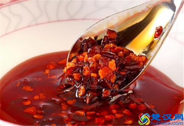 为啥到了秋冬季嘴角总溃烂，真的是上火了吗？听听教授怎么说