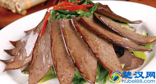 补铁，这8种食物要多吃！10道补铁食谱，让宝宝远离缺铁性贫血！