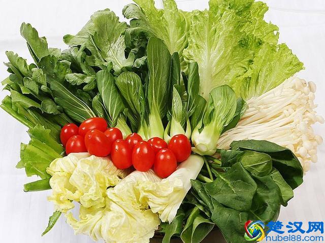 补铁，这8种食物要多吃！10道补铁食谱，让宝宝远离缺铁性贫血！