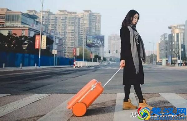 不懂拉杆箱品牌，如何快速挑选出的合适耐用的行李箱？