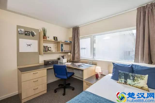 伯明翰大学学校宿舍大放送！手别抖！