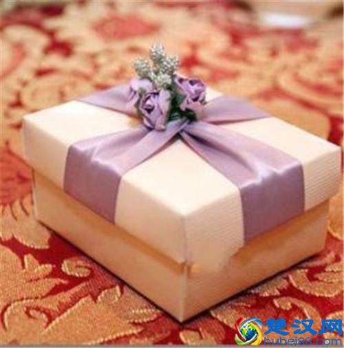 结婚送什么东西合适 送给朋友的结婚礼物推荐