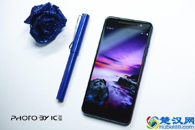 一起投影玩王者荣耀吧，青橙VOGA V激光投影手机体验分享