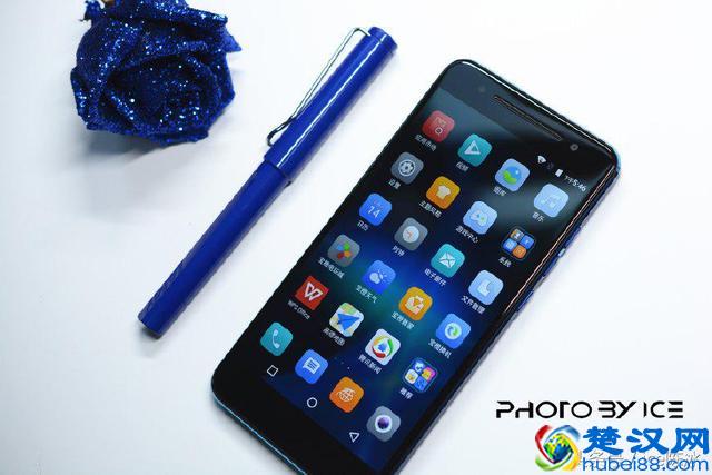 一起投影玩王者荣耀吧，青橙VOGA V激光投影手机体验分享