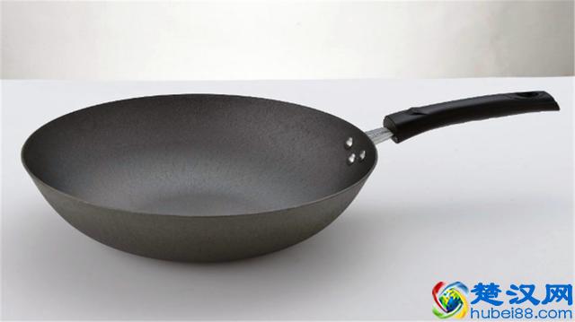 如何选购一口好锅，新手看这里就够了，炒菜口感好全靠一口锅