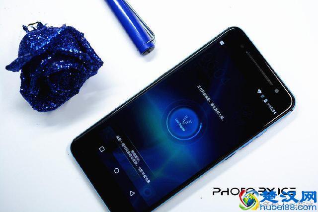 一起投影玩王者荣耀吧，青橙VOGA V激光投影手机体验分享