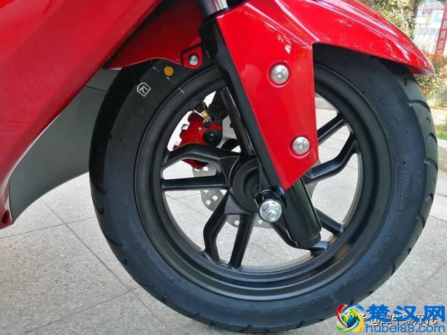 豪爵最好的踏板车，性能堪比合资车