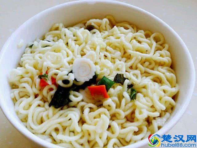 方便面到底是不是垃圾食品？专家终于说出真相！网友：误会大了