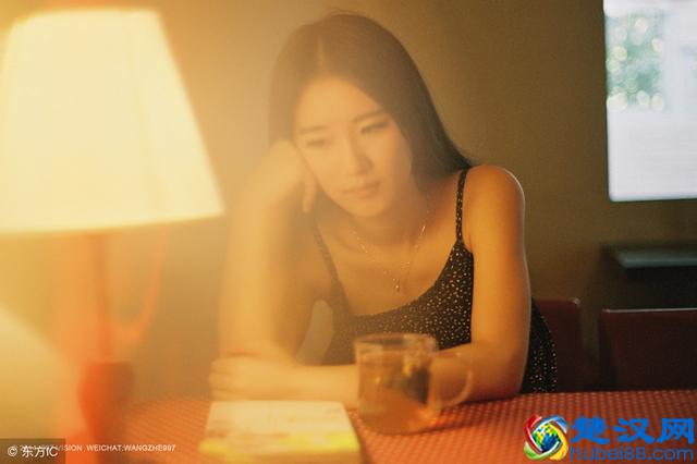 最近很火爆的情感语录伤感说说，总有一句写进你我心里！