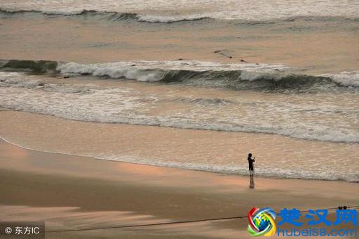 最近很火爆的情感语录伤感说说，总有一句写进你我心里！