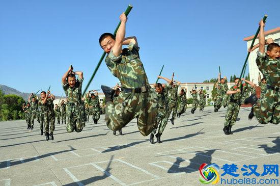 当了逃兵被处罚，亏不亏？你怎么看？