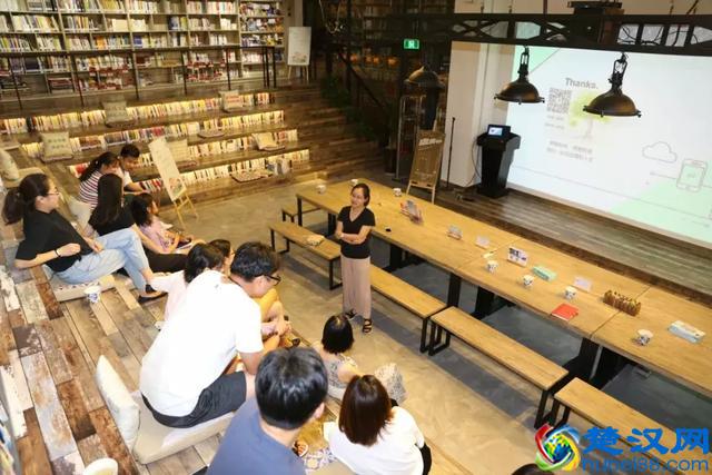 克服上台演讲的紧张感，我用亲身经历教你三大秘诀