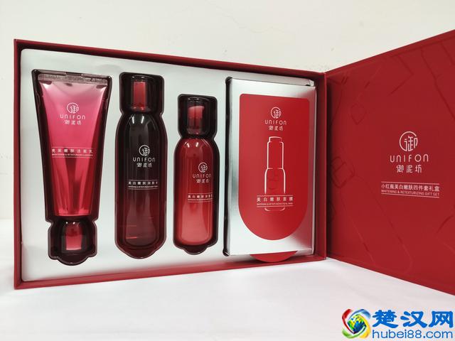 御泥坊护肤套装，五大复配精华，充分嫩白呵护你的肌肤