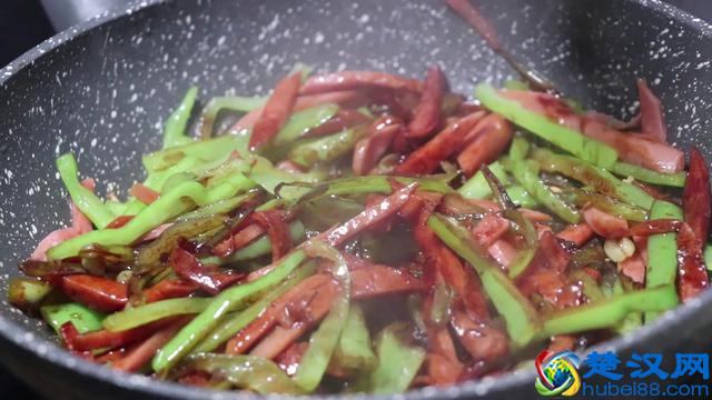 炒面怎么做最好吃？教你一个方法，非常好吃，越吃越上瘾