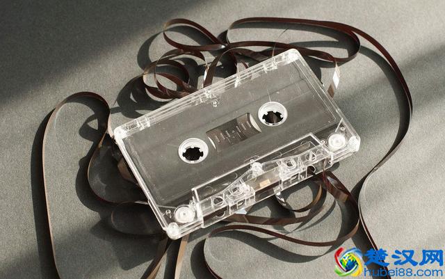 国际空间站惊现软盘，以前的数据竟是这样储存！