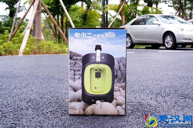 这个“移动电源”有点牛，电小二户外电源400评测
