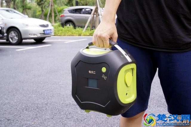 这个“移动电源”有点牛，电小二户外电源400评测