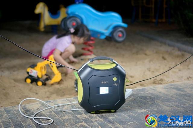 这个“移动电源”有点牛，电小二户外电源400评测