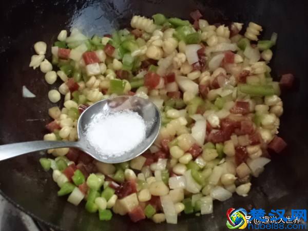 我们需要吃盐来维持身体的平衡，那为什么动物不吃盐也能活得很好