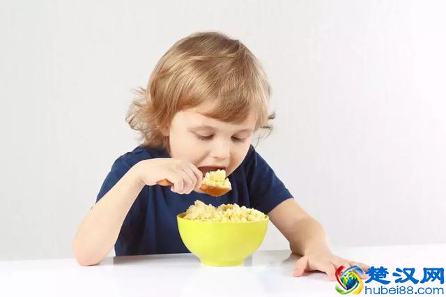 夏秋交替，多给宝宝吃这几种食物，养护肠胃，少生病！