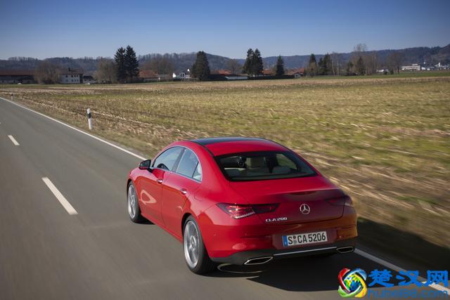 小号奔驰CLS？2019款奔驰CLA Coupe四门轿跑车实车亮相，黑色更帅