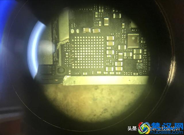 苹果iPhone7开机白苹果定屏进不了系统，有这经验瞬间秒杀！