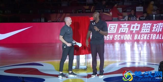 五棵松球馆星光璀璨！连一人也来了？！