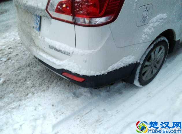 极寒天气如何化开冻在车身的冰霜？宝骏730车主口碑