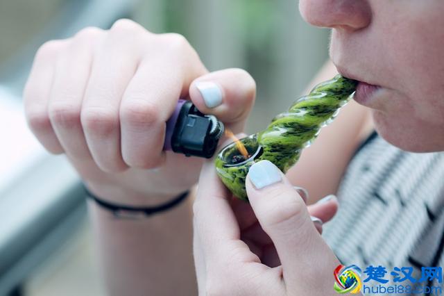 如何戒烟最快最有效？三个正确的戒烟方法，让戒烟变得很简单