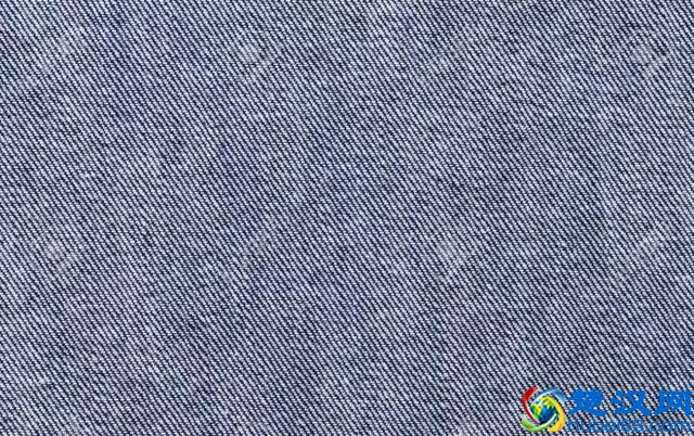 永不缺席的丹宁衬衫