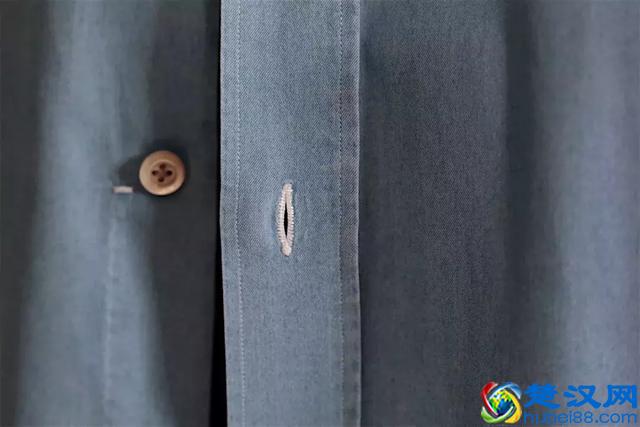 永不缺席的丹宁衬衫