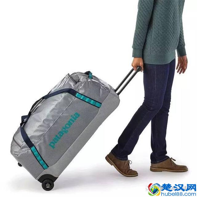 一个拉杆旅行袋120升，容量这么大，你不想来看看吗？