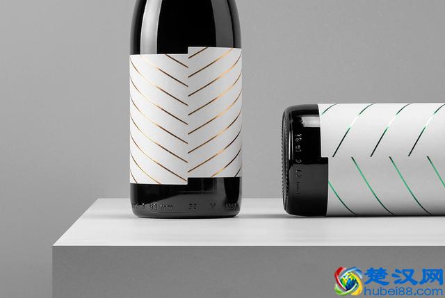 深圳设计公司推荐-简约时尚的红酒包装设计