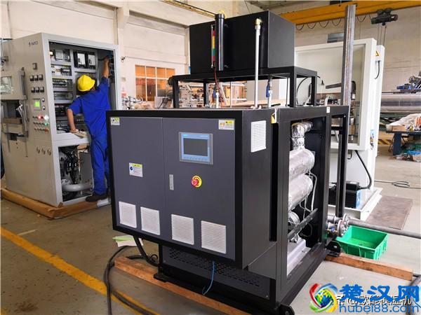 覆铜板真空热压机如何选择加热设备，有效经验指导