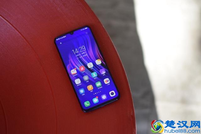 创新手机只有vivo才配得上第一，细数近年来vivo领衔功能！