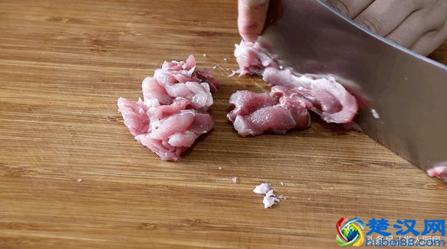 想不到酸辣粉的做法简单，自己在家也能做得很好吃，酸辣爽口